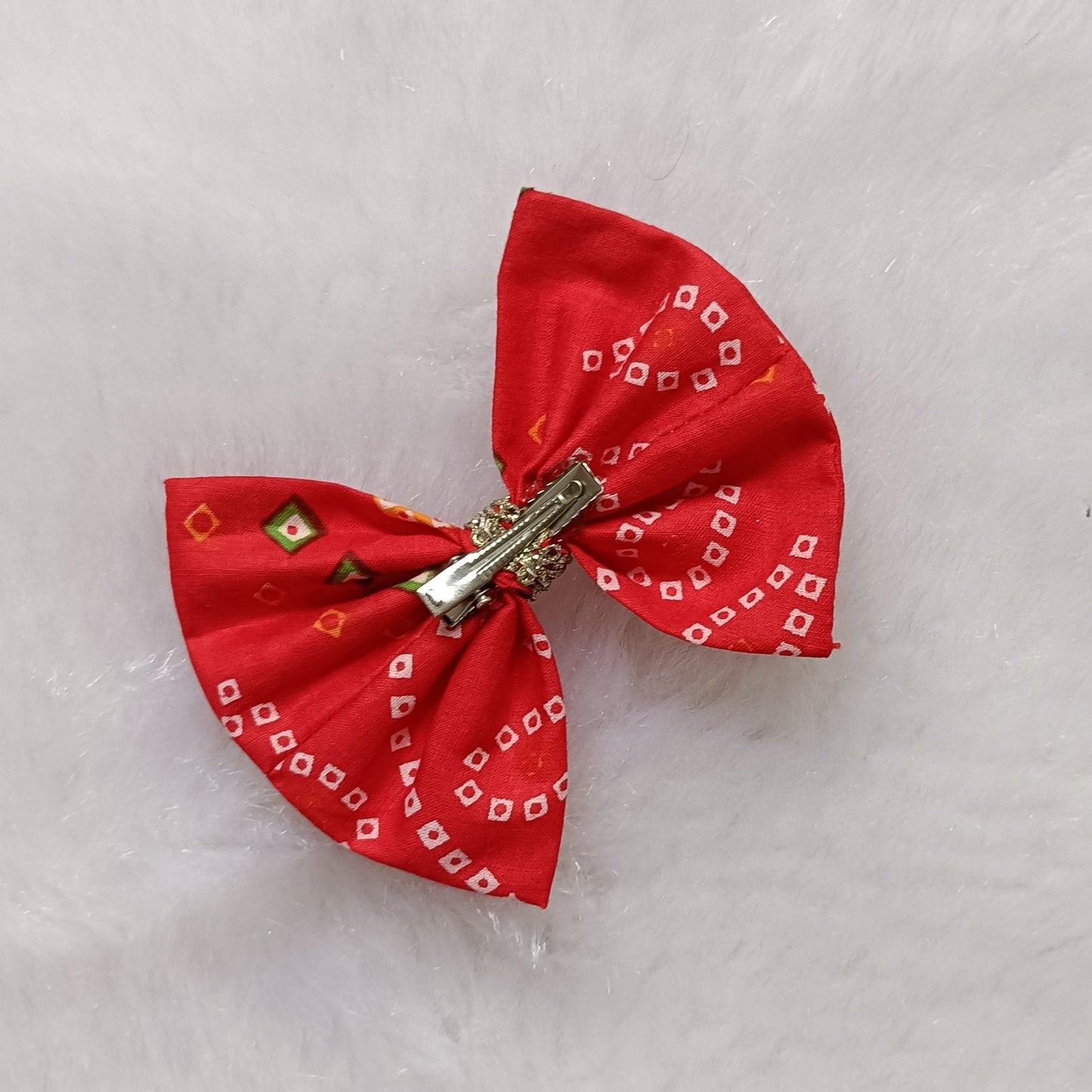 Bow Hair Clip - Bandhani red