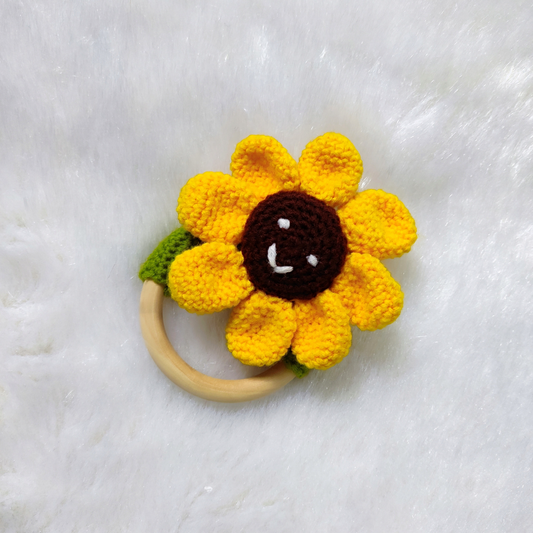 Woolen Rattle - Sunflower