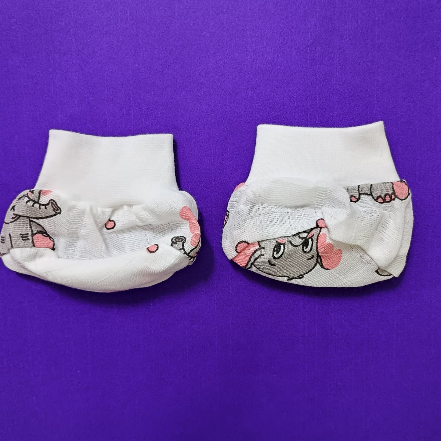 Muslin Kit | Elephant | Cap, Mittens & Socks