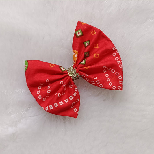 Bow Hair Clip - Bandhani red