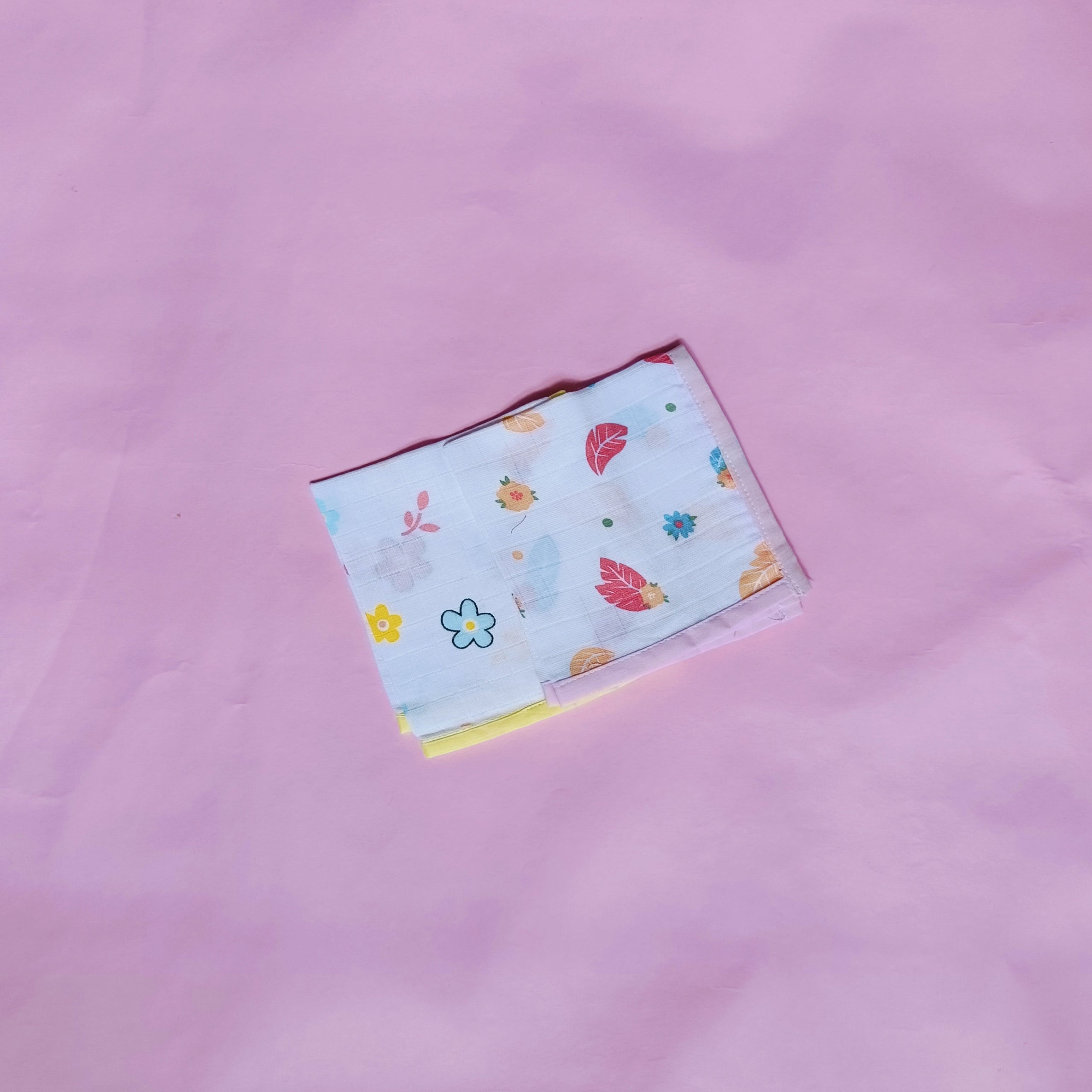 Newborn gift sets | Muslin| Assorted 1 | Cap, Mittens & Socks