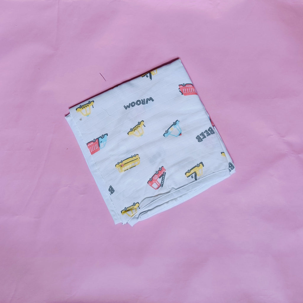 Newborn gift sets | Muslin| Assorted 1 | Cap, Mittens & Socks