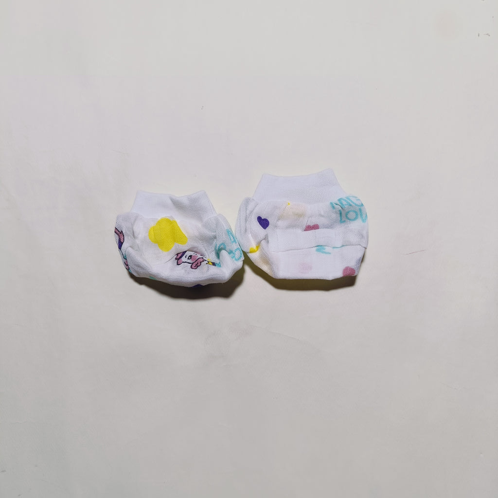 Muslin Cap, Mittens, Socks | Unicorn