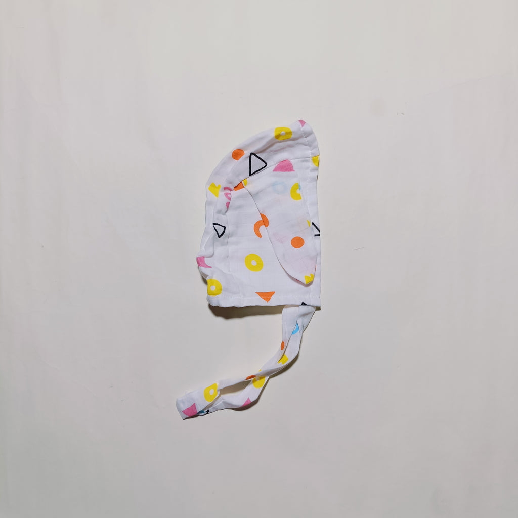 Muslin Cap, Mittens, Socks | Geometry