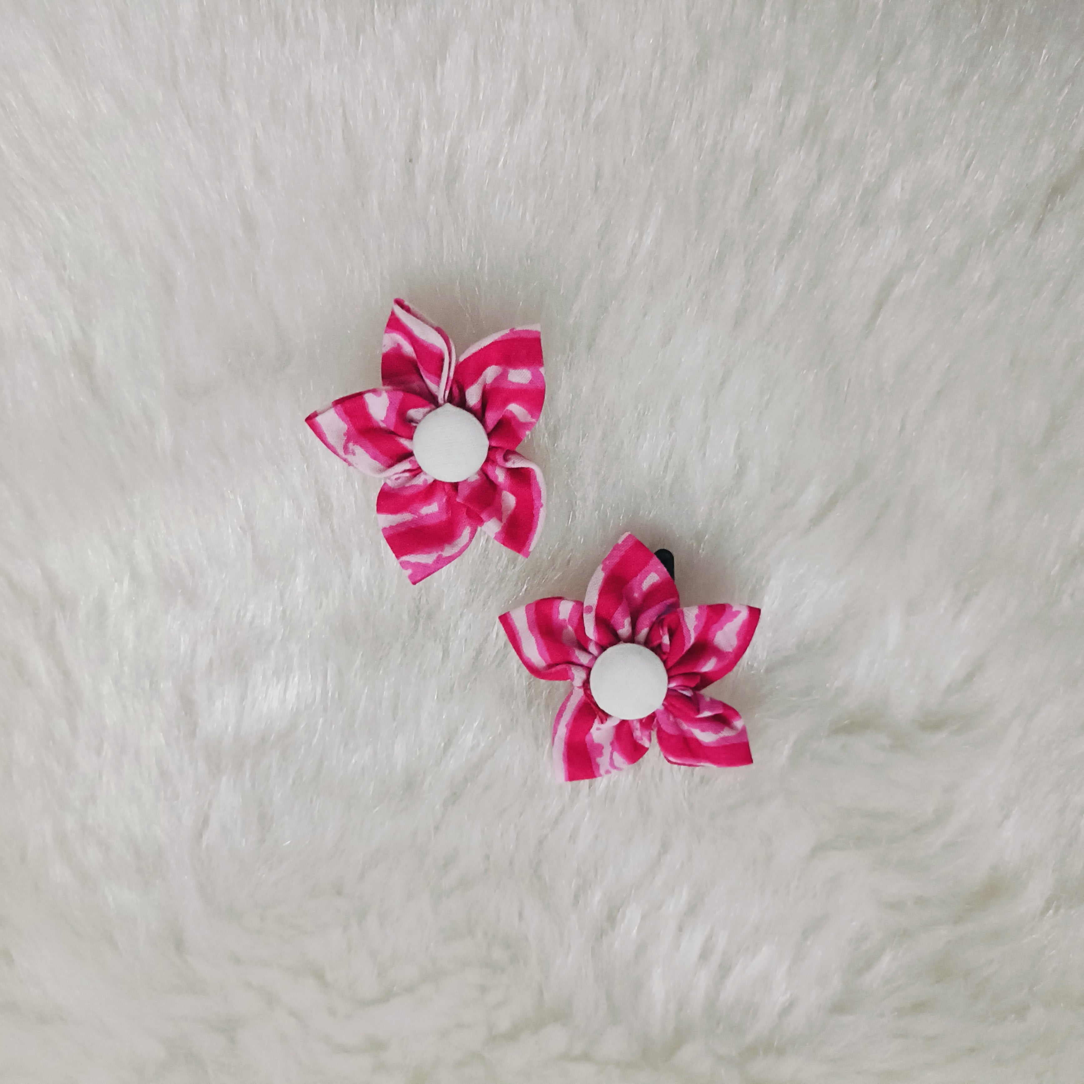 Lehariya Flower Hair Clip - Pink