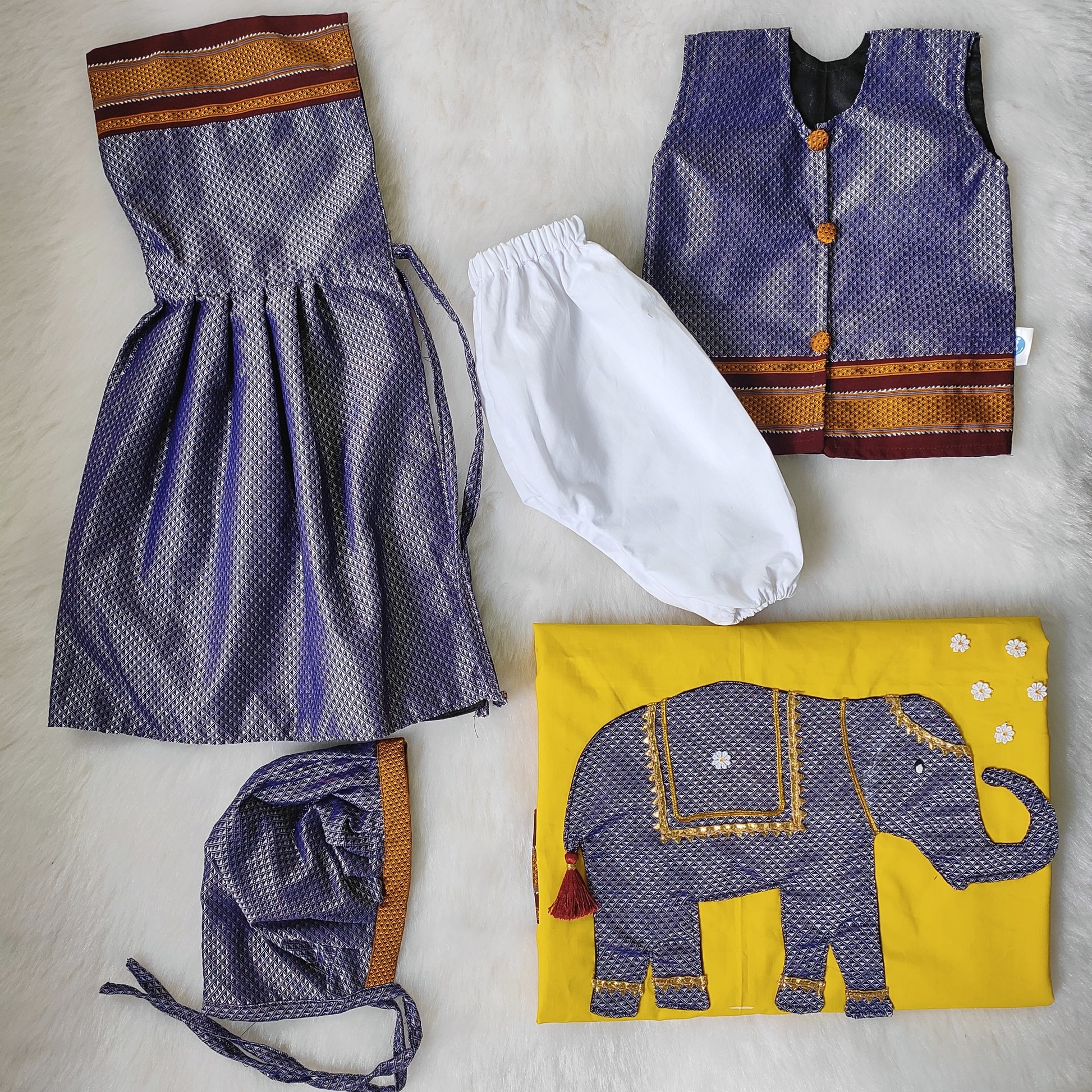 Khan Set, Girls Clothing, Newborn Clothing, Newborn essentials, Festive Clothing, Traditional Clothing, Wedding Clothing, Ethnic Collection, Khan Frock, Topi, Cap, Kunchi, Patchwork Dupte, Dupta, Blankets, Occasional Wear, Gifitng Set, 0-6 months kid clothing set, Comfortable Clothing, Soft Clothing, Baby Skin-Friendly Clothing, Made in India, naming Ceremony