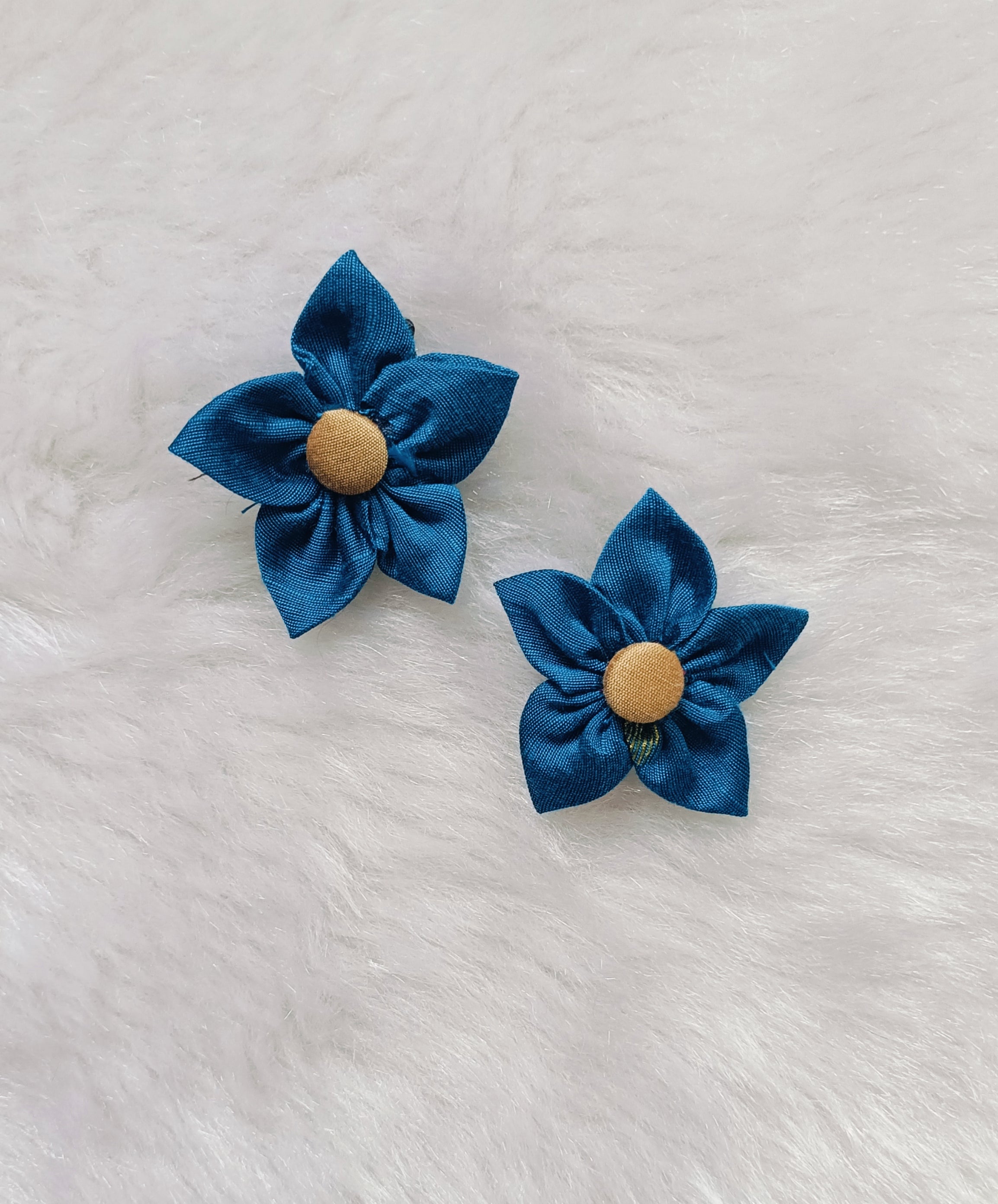 Zari Butti Flower Hair Clip - Blue