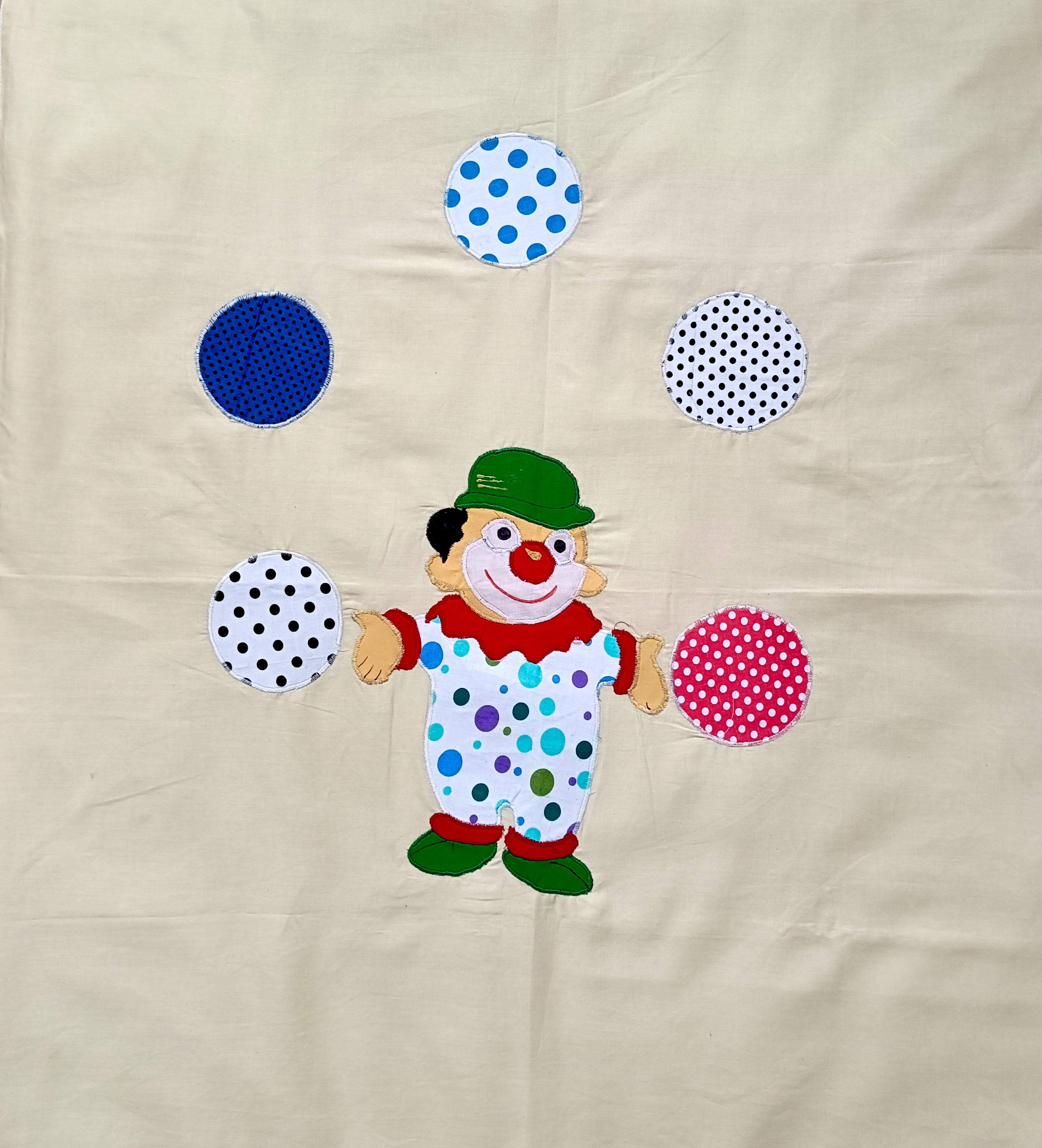 Patchwork Holding Sheet | Joker