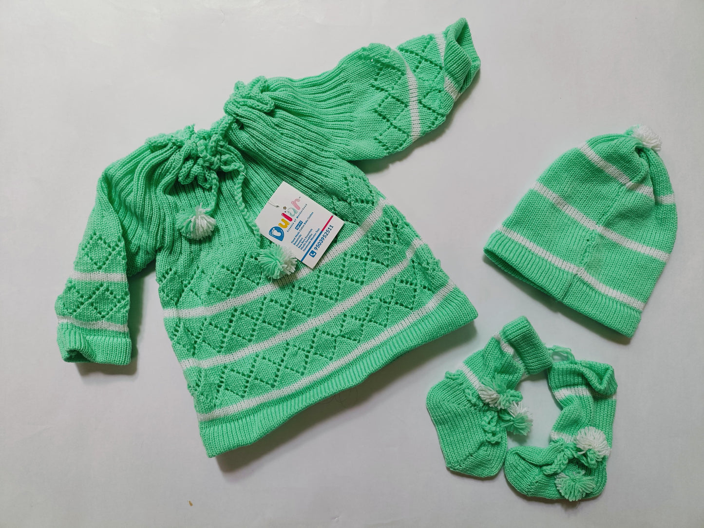 Knot-Type Sweater Set - Pista with triangle