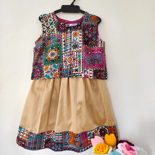 Parkar Polka, Lehenga Choli, Skirt Top, Long Skirt, Toddler Clothing, Girls Clothing, Traditional wear, Ethnic wear, Festive wear, Wedding wear, Half Sleeves, Colors, Designs, Patterns, Comfortable Clothing, Pure Cotton, Patchwork, 1-2 year kid clothes, 2-3 year kid clothes, 3-4 year kid clothes, 4-5 year kid clothes, Made in India