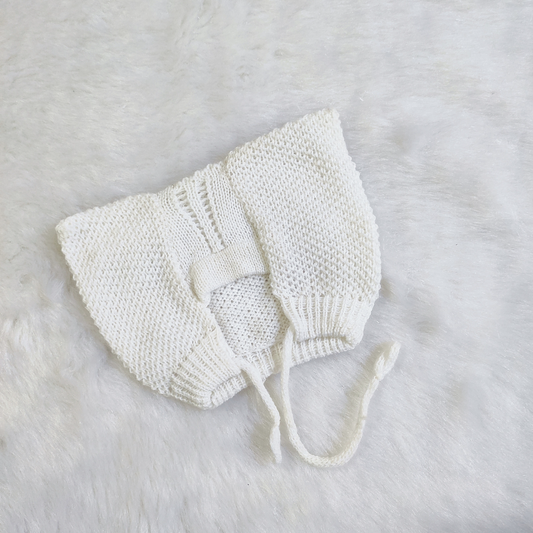 Woolen Sasa Topde - White