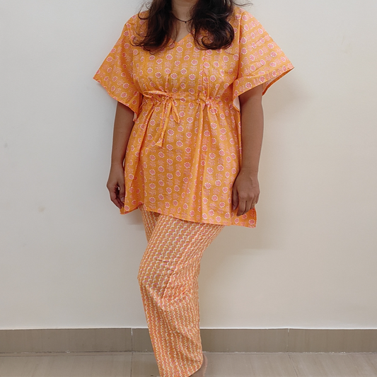Feeding Set, Feeding Kaftan Set, Kaftan Set, Mother Essentials, Newborn Essential, Comfortable Clothing, Delivery Clothing, Expecting Mothers, Feeding Mothers, Pure Cotton, Half Sleeves, Daily Wear, Everyday Essential, Made in India