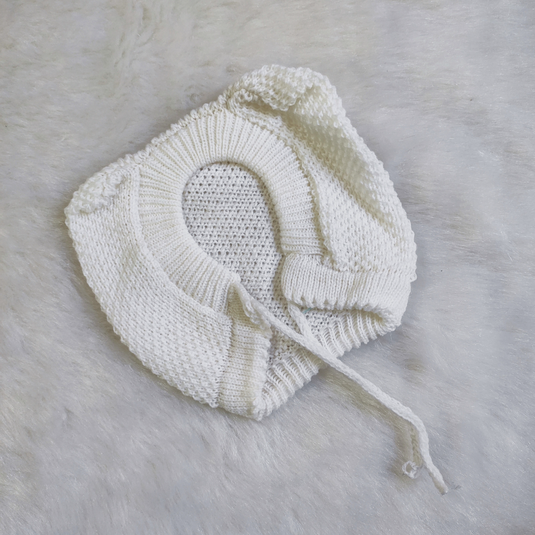 Woolen Sasa Topde - White