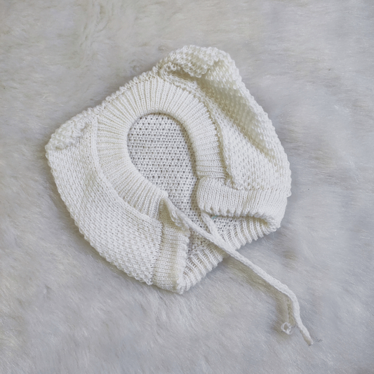 Woolen Sasa Topde - White